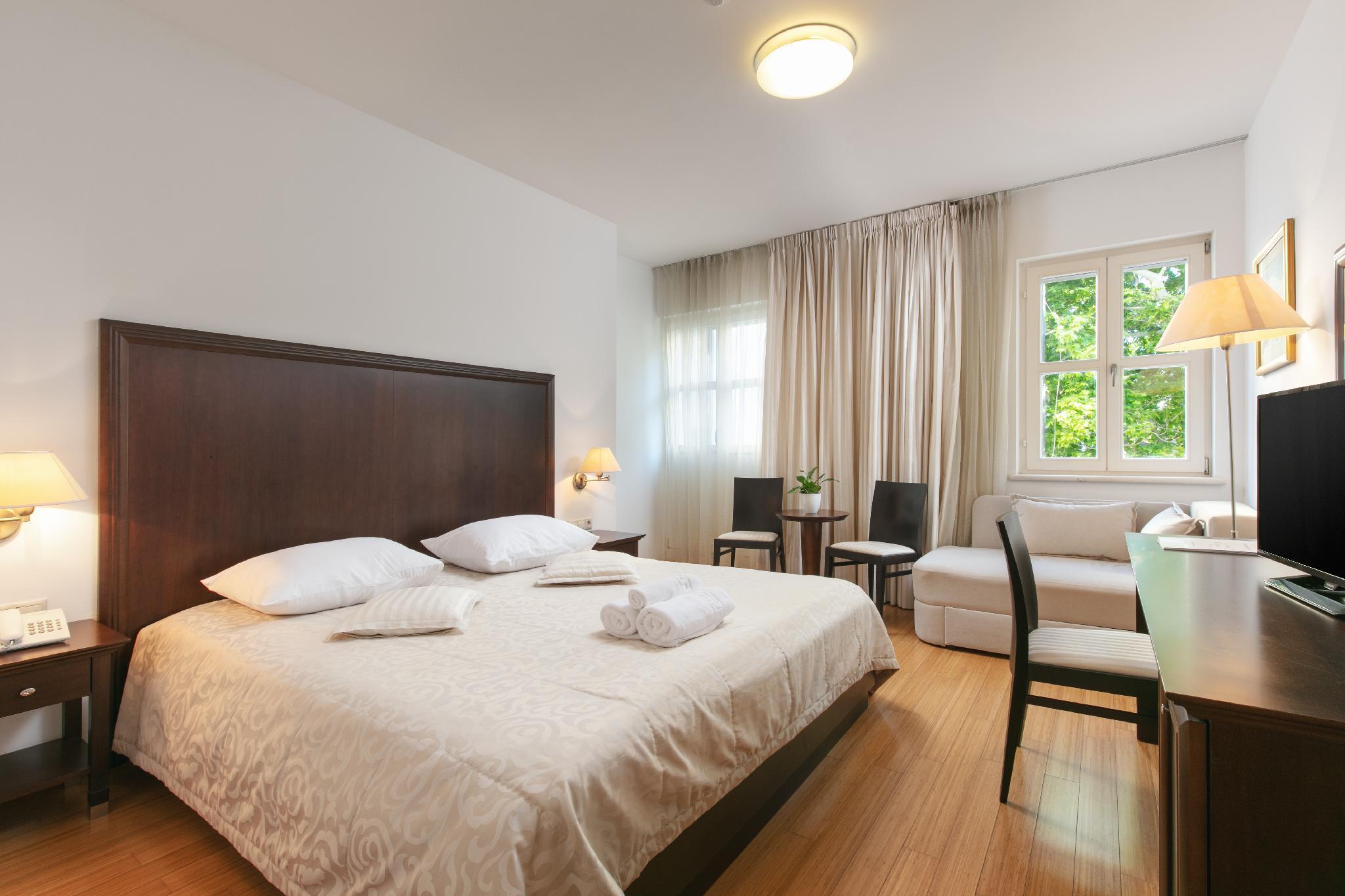 Hotel Croatia Baska Voda Luaran gambar