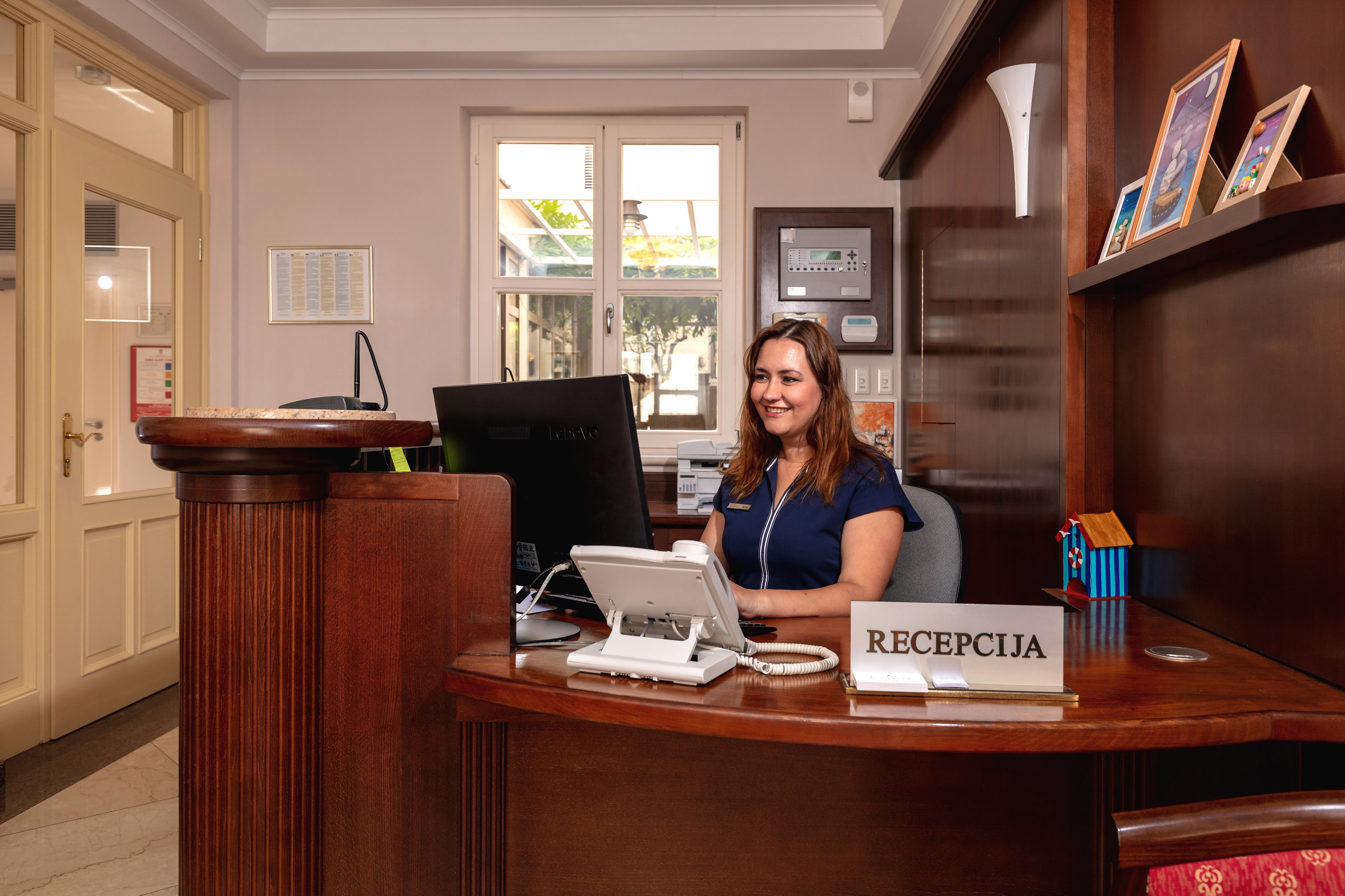 Hotel Croatia Baska Voda Luaran gambar