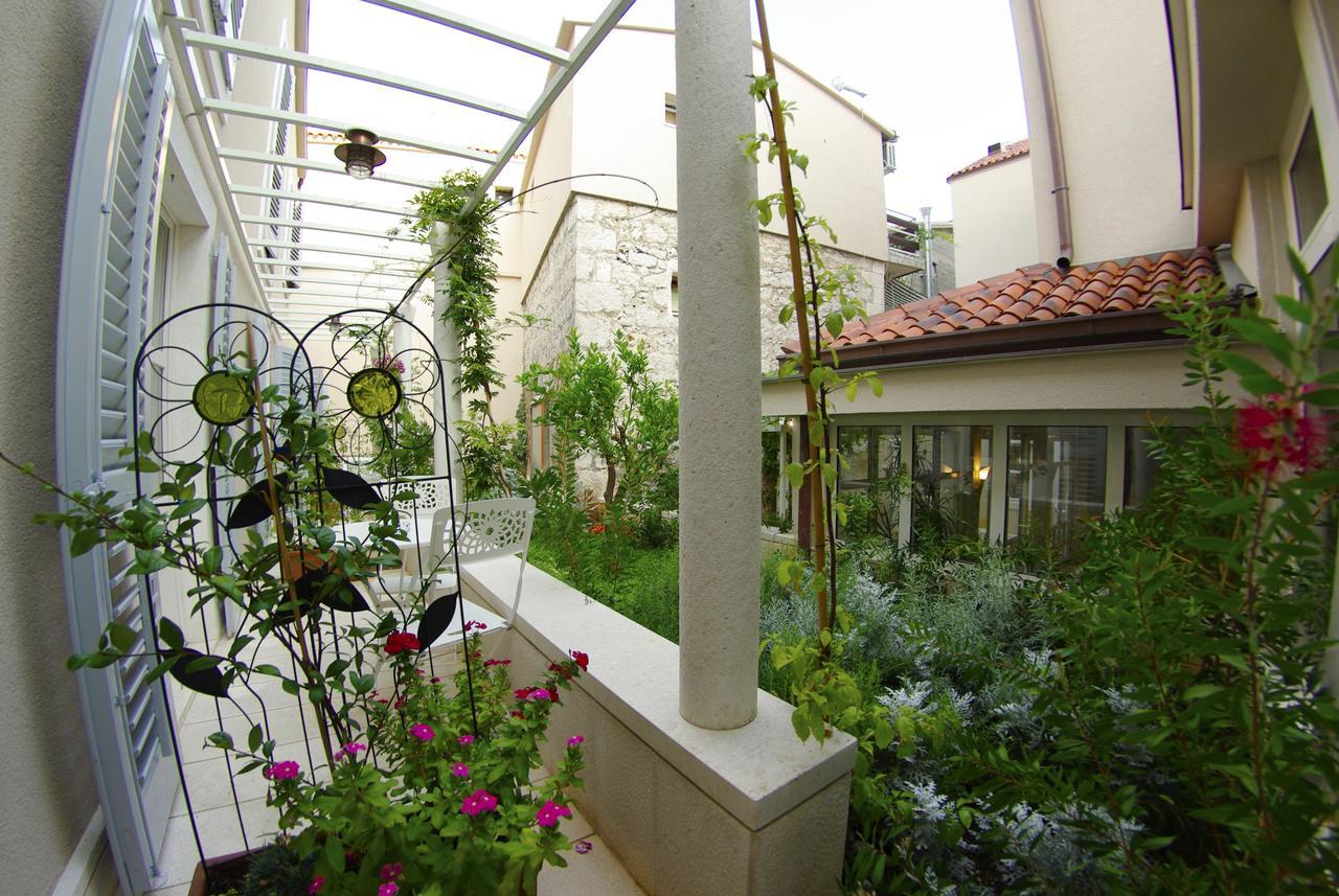 Hotel Croatia Baska Voda Luaran gambar