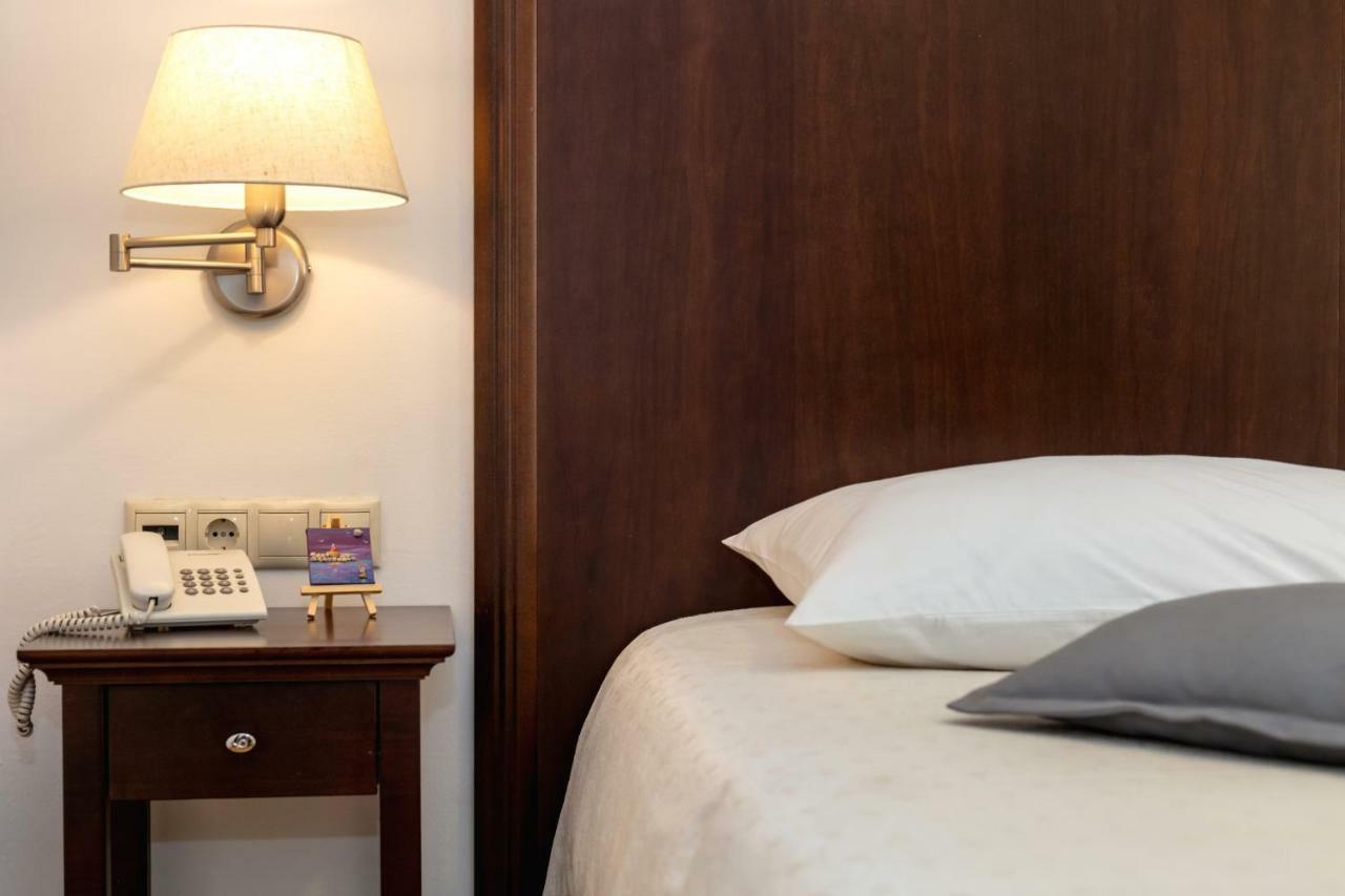 Hotel Croatia Baska Voda Luaran gambar